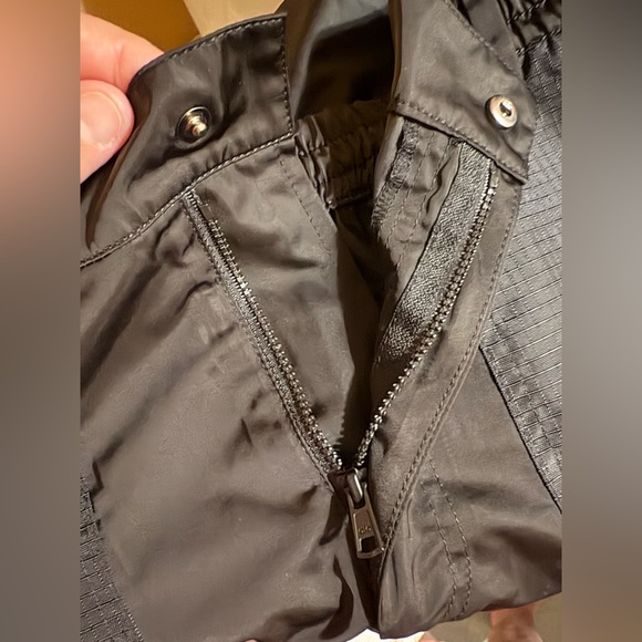 ALO Yoga Blaze Trousers - Picture 10 of 11